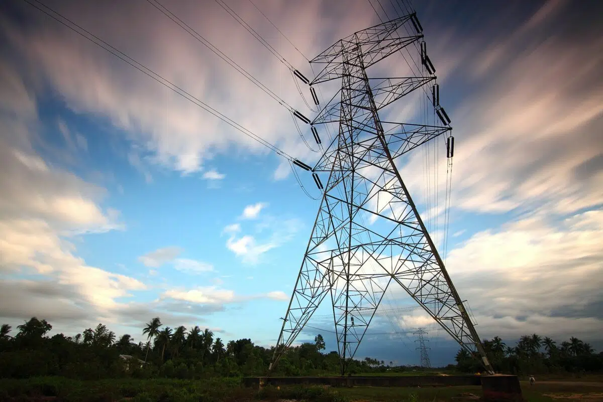 Strom elektrische Energie Strommast