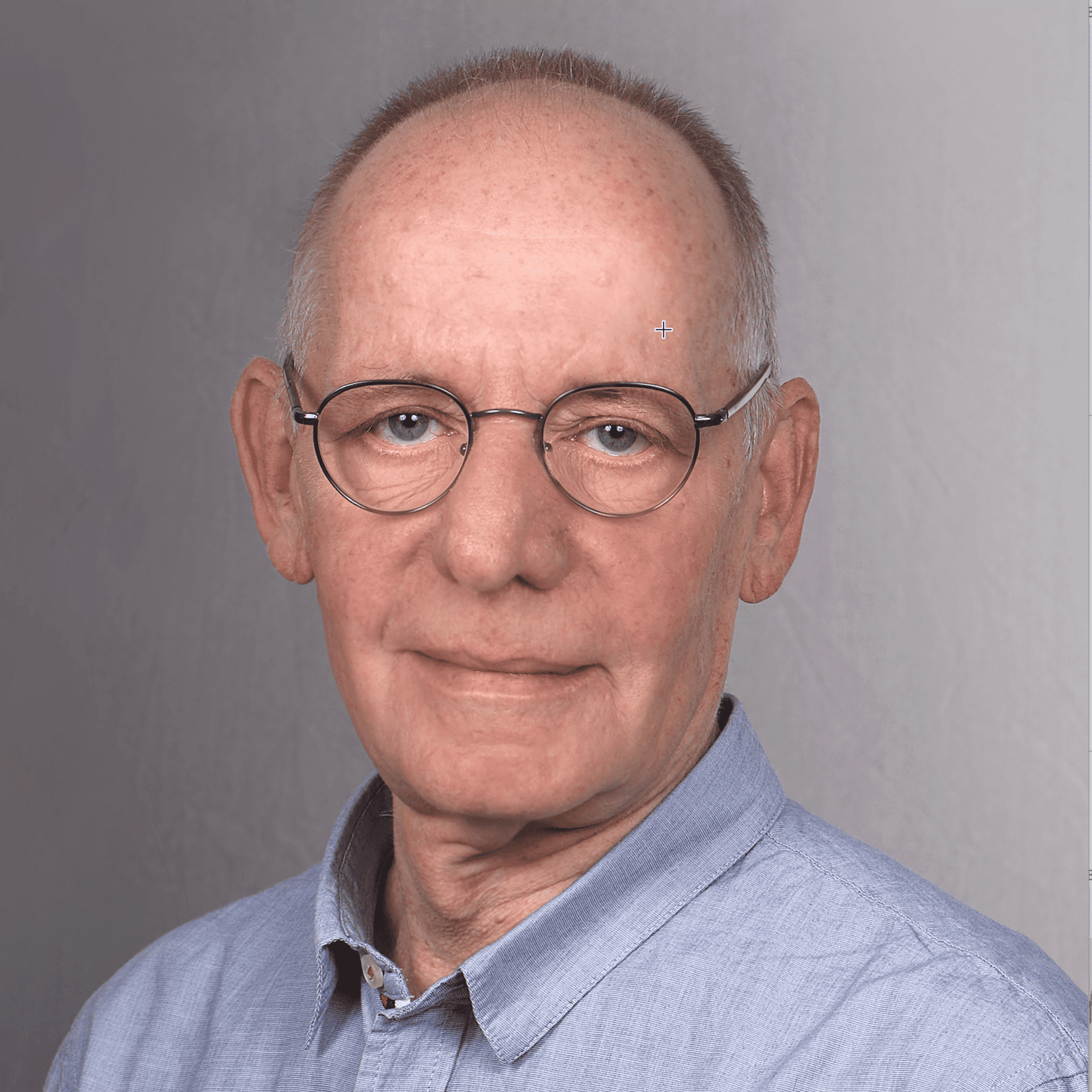 Bernd Bonnen, Signalgeber für Dax 40, Nasdaq 100, Forex, Gold und Aktien - Elliott Wellen Prinzip
